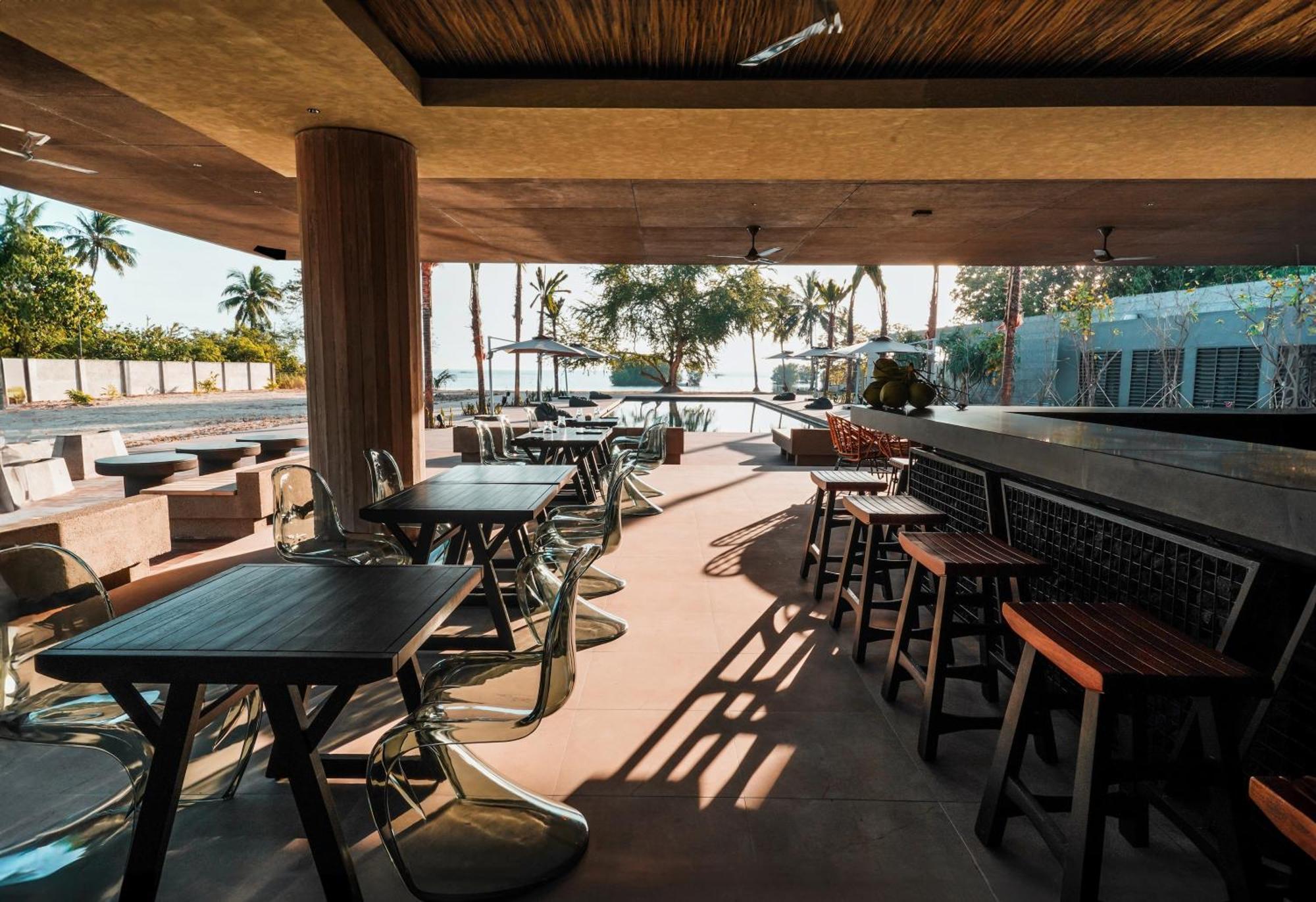 The Funny Lion - Resort 4*