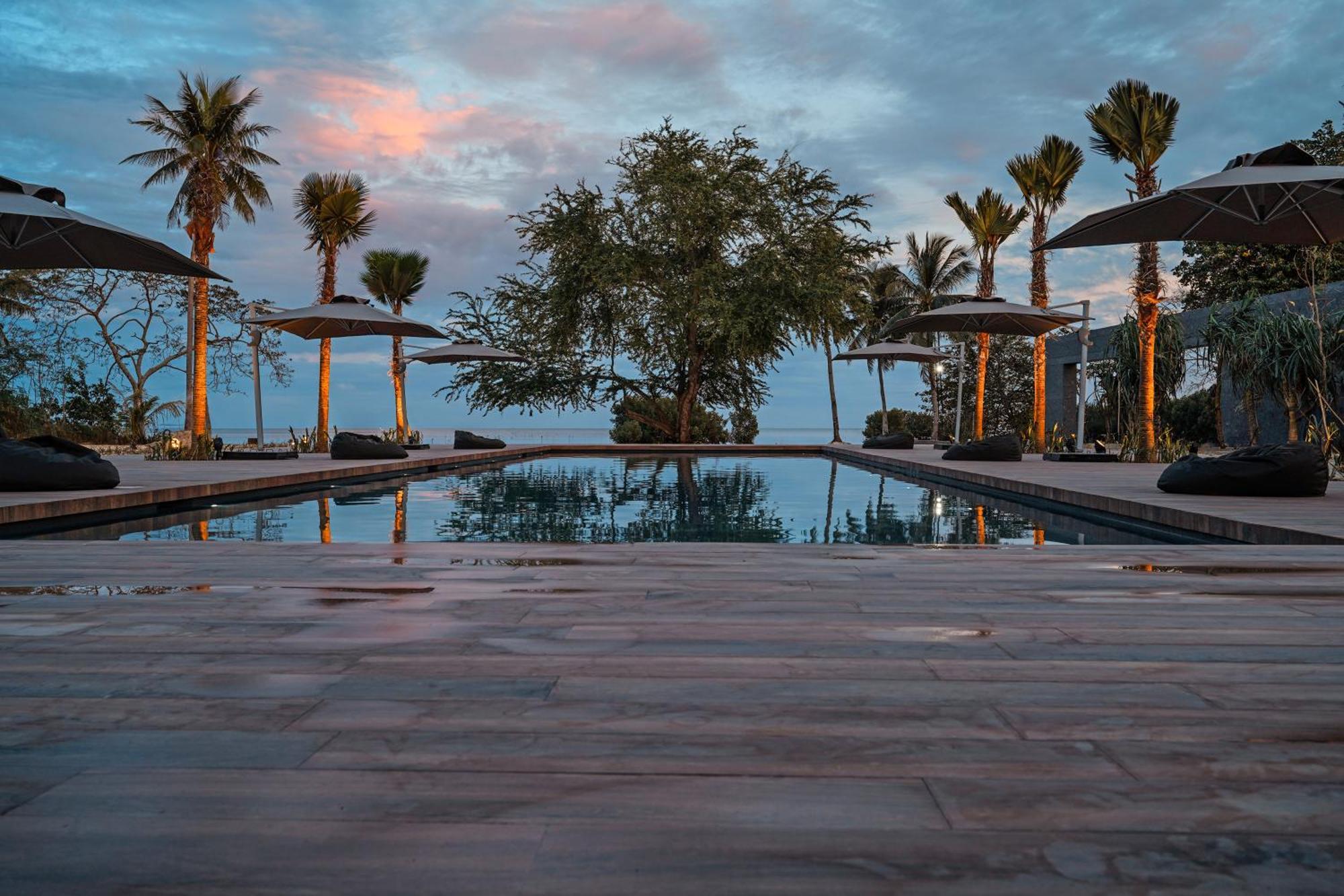 The Funny Lion - Resort 4*